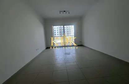 Apartment - 1 Bedroom - 2 Bathrooms for rent in Oxford Building - District 14 - Jumeirah Village Circle - Dubai