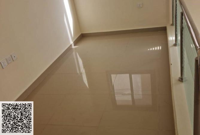 72305146 - Property Image 3