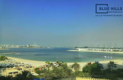 Apartment - 3 - 4 for rent in Al Das - Shoreline Apartments - Palm Jumeirah - Dubai