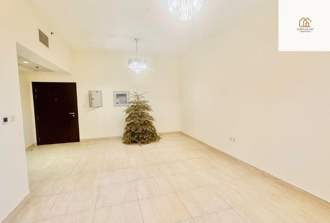 77392446 - Property Image 2