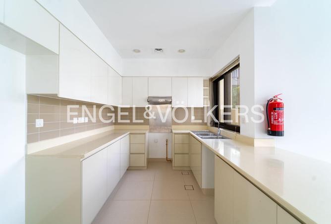 53595935 - Property Image 3