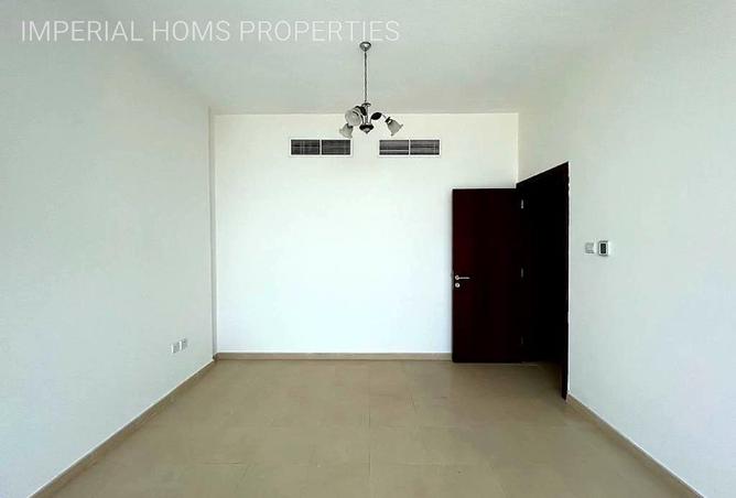 73851781 - Property Image 3