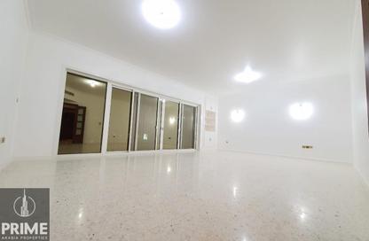 Apartment - 3 - 3 for rent in Al Wahda Street - Al Wahda - Abu Dhabi