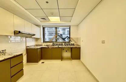 Apartment - 3 Bedrooms - 5 Bathrooms for rent in Al Waleed Garden 1 - Al Waleed Garden - Al Jaddaf - Dubai