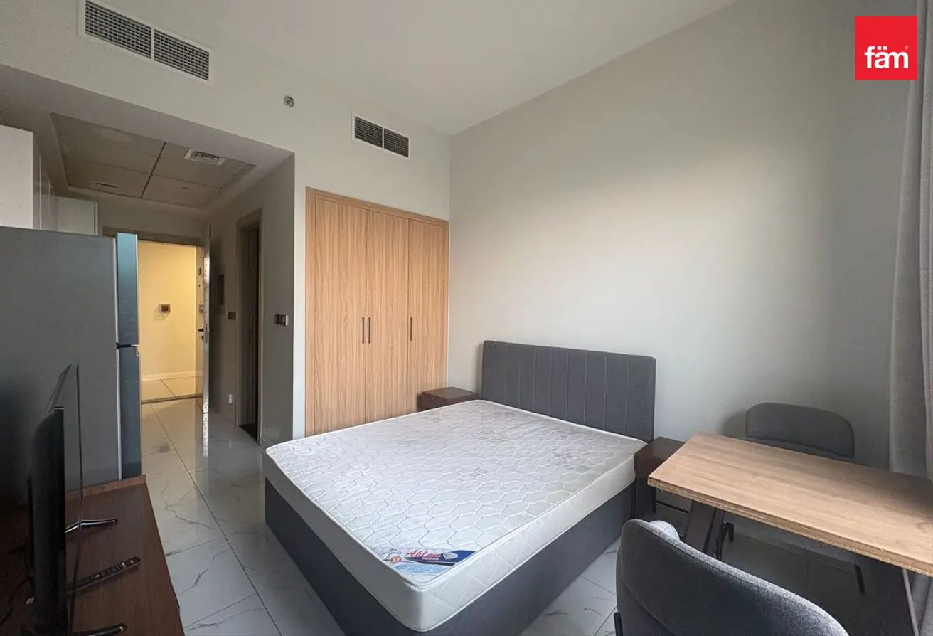151338426 - Property Main Image