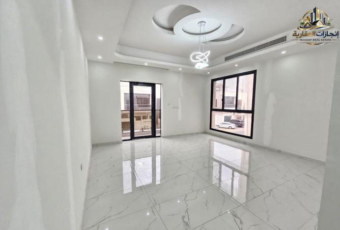 121104470 - Property Image 3