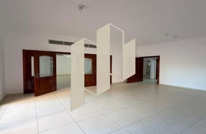 Villa - 5 Bedrooms - 6 Bathrooms for rent in Mangrove Village - Rabdan - Abu Dhabi Villa - 5 Bedrooms - 6 Bathrooms for rent in Mangrove Village - Rabdan - Abu Dhabi