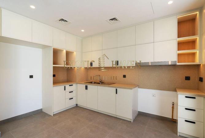 92704373 - Property Image 3