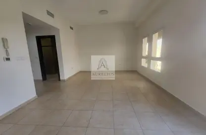 Apartment - 1 Bedroom - 2 Bathrooms for rent in Al Thamam 03 - Al Thamam - Remraam - Dubai