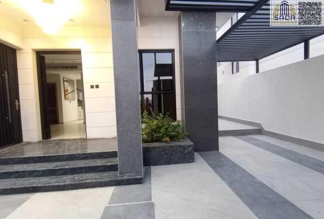 74643968 - Property Image 2