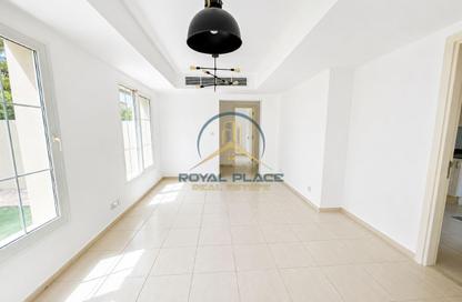 Villa - 2 Bedrooms - 3 Bathrooms for rent in Springs 6 - The Springs - Dubai Villa - 2 Bedrooms - 3 Bathrooms for rent in Springs 6 - The Springs - Dubai