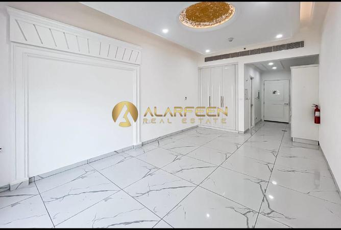 Semi-furnished | Near Miracle Garden | Best Deal photo 3