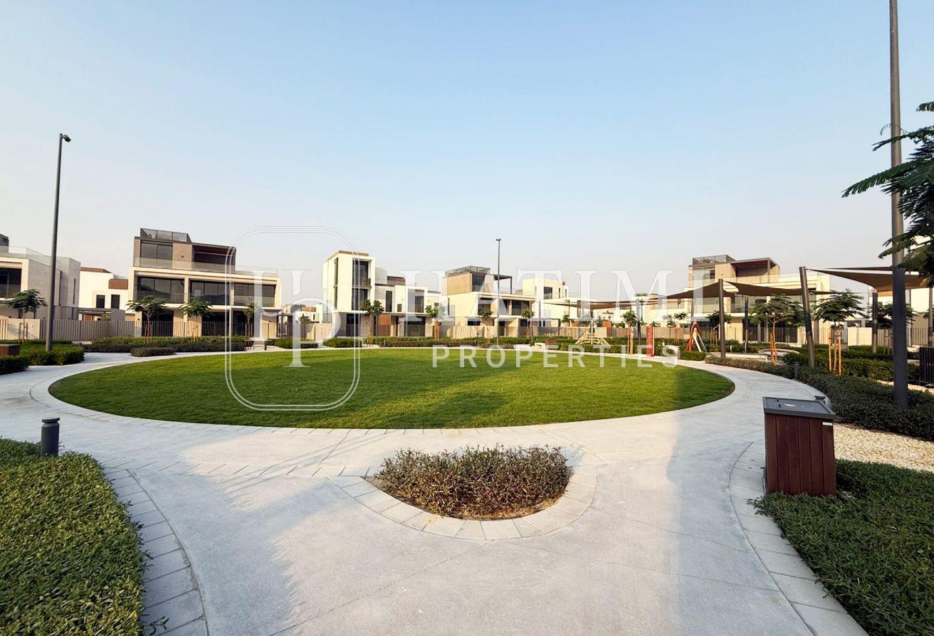 Brand New | Ready To Move | Options Available photo 16