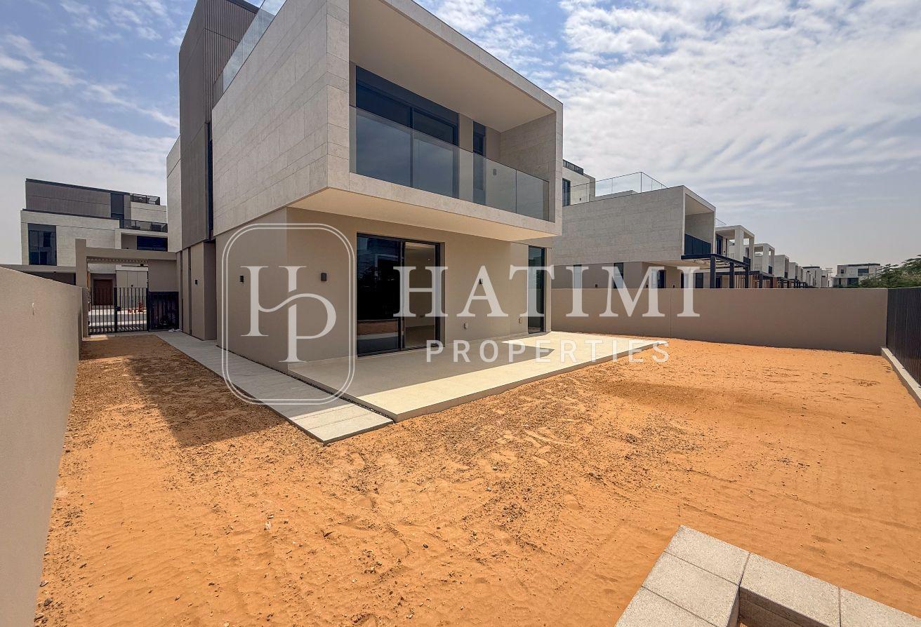 Brand New | Ready To Move | Options Available photo 17
