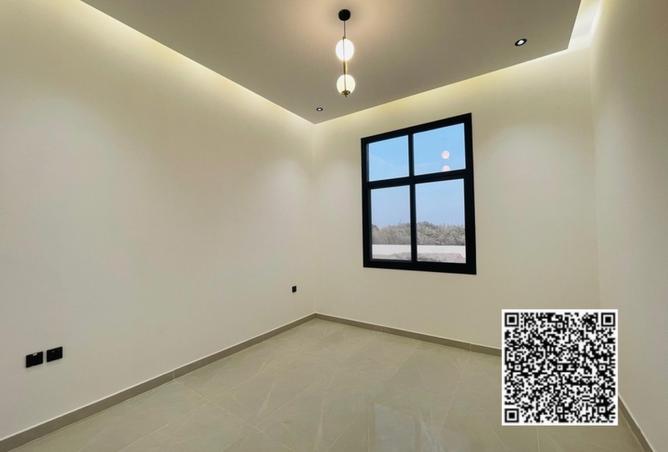 136088201 - Property Image 3