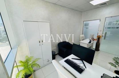 Office Space - Studio - 1 for rent in Al Fajer Complex - Oud Metha - Bur Dubai - Dubai