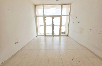 Apartment - 1 - 1 for rent in Fire Station Road - Muwaileh - Sharjah