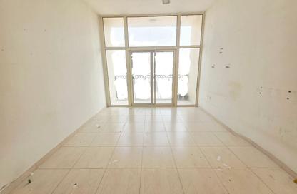 Apartment - 1 - 1 for rent in Fire Station Road - Muwaileh - Sharjah
