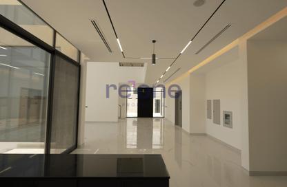 Villa - 5 Bedrooms - 7 Bathrooms for rent in Al Aweer 1 - Al Aweer - Dubai