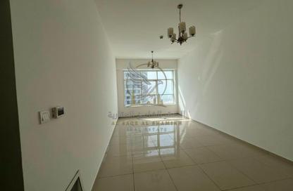 Apartment - 2 Bedrooms - 3 Bathrooms for rent in Al Khan Corniche - Al Khan - Sharjah Apartment - 2 Bedrooms - 3 Bathrooms for rent in Al Khan Corniche - Al Khan - Sharjah
