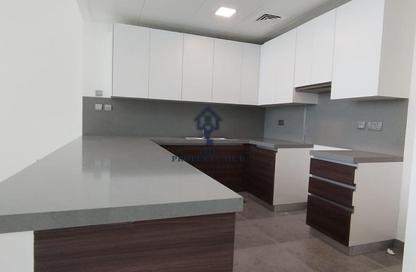 Apartment - 1 - 2 for rent in Canal Residence - Al Reem Island - Abu Dhabi