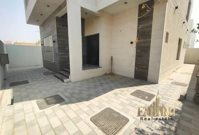 165028540 - Property Image 2