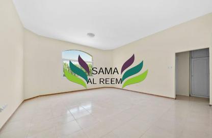 Villa - Studio - 3 Bathrooms for rent in Jumeirah 1 Villas - Jumeirah 1 - Jumeirah - Dubai Villa - Studio - 3 Bathrooms for rent in Jumeirah 1 Villas - Jumeirah 1 - Jumeirah - Dubai