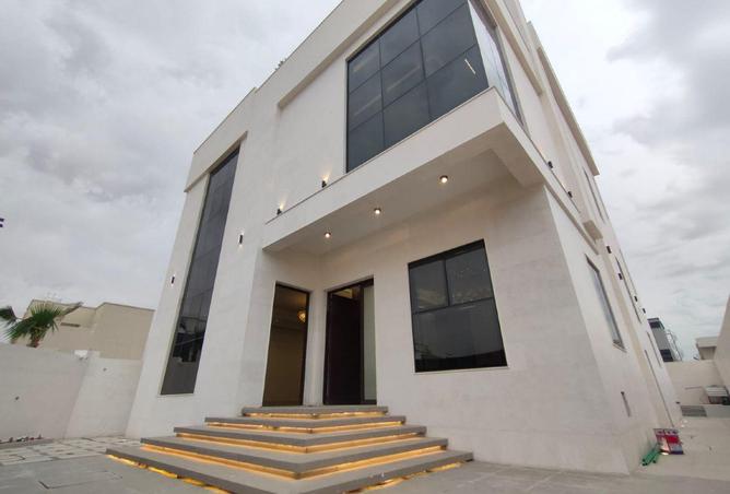 82391695 - Property Image 2