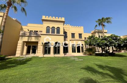 Villa - 3 - 4 for rent in Canal Cove Frond K - Canal Cove Villas - Palm Jumeirah - Dubai