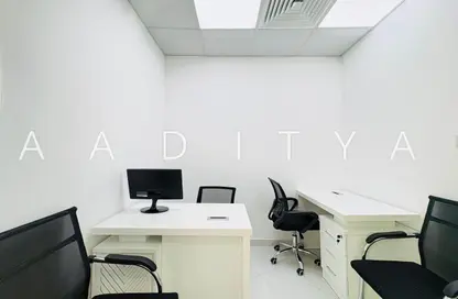 مكتب - غرفة نوم - 1 حمام للايجار في ريم ريزدنسي - الكرامة - دبي