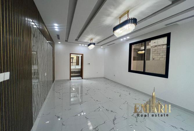 117713382 - Property Image 3