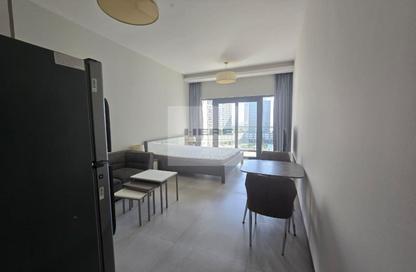 Apartment - Studio - 1 Bathroom for rent in SOL Bay - Business Bay - Dubai