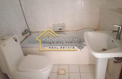 Apartment - 1 Bedroom - 2 Bathrooms for rent in Al Dhahri Building - Al Shuwaiheen - Sharjah