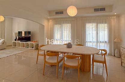 Villa - 3 - 3 for rent in Meadows 9 - Meadows - Dubai Villa - 3 - 3 for rent in Meadows 9 - Meadows - Dubai
