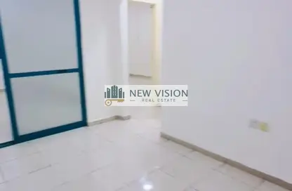 Apartment - 2 Bedrooms - 1 Bathroom for rent in Qasimia 10 building - Al Mahatta - Al Qasimia - Sharjah