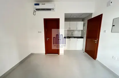 Apartment - Studio - 1 Bathroom for rent in Fire Station Road - Muwaileh - Sharjah