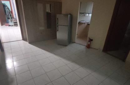 Apartment - 1 Bedroom - 1 Bathroom for rent in Al Butina 9 Building - Al Butina - Sharjah