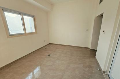Apartment - Studio - 1 for rent in Fire Station Road - Muwaileh - Sharjah