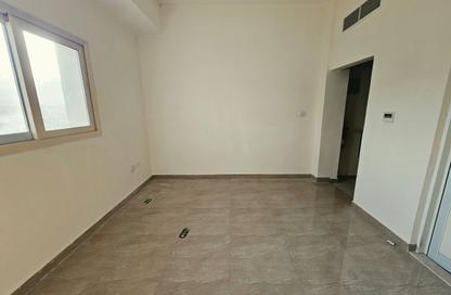 Apartment - Studio - 1 for rent in Fire Station Road - Muwaileh - Sharjah