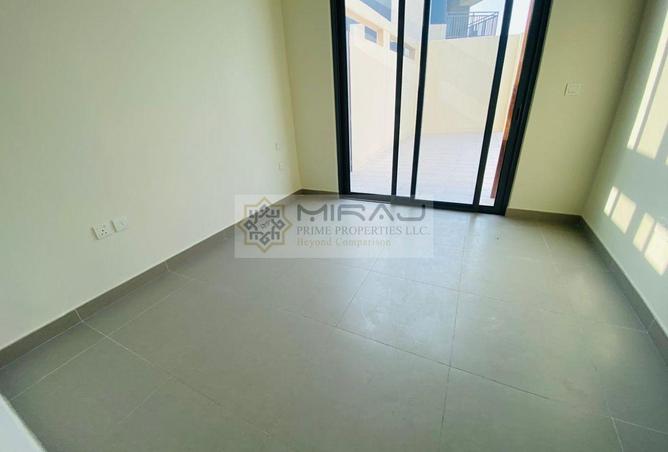 53196092 - صورة العقار 3