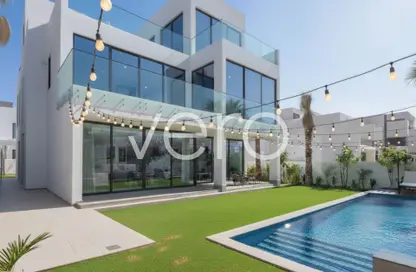 Villa - 7 Bedrooms for rent in Jumeirah Park Homes - Jumeirah Park - Dubai