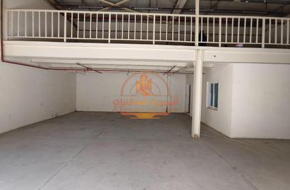 Warehouse - Studio - 1 for rent in Al Sajaa S - Al Sajaa - Sharjah