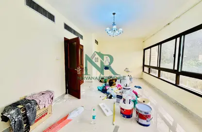 شقة - 2 غرف نوم - 2 حمامات للايجار في المناصير - أبوظبي