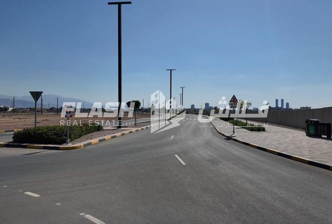 16208351 - صورة العقار 3