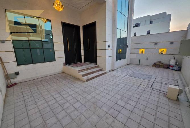 141003985 - Property Image 2
