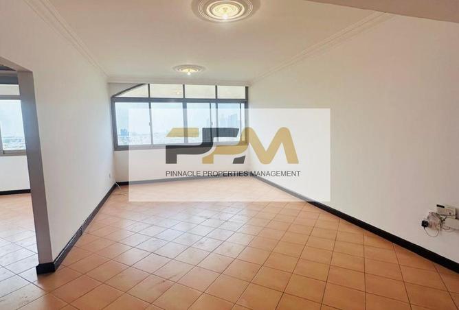 62056321 - صورة العقار 2