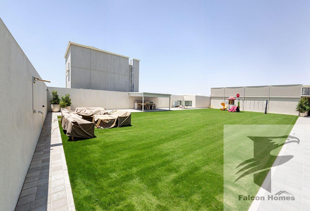 Brand New | 5BR Spacious Villa with Big Garden photo 5