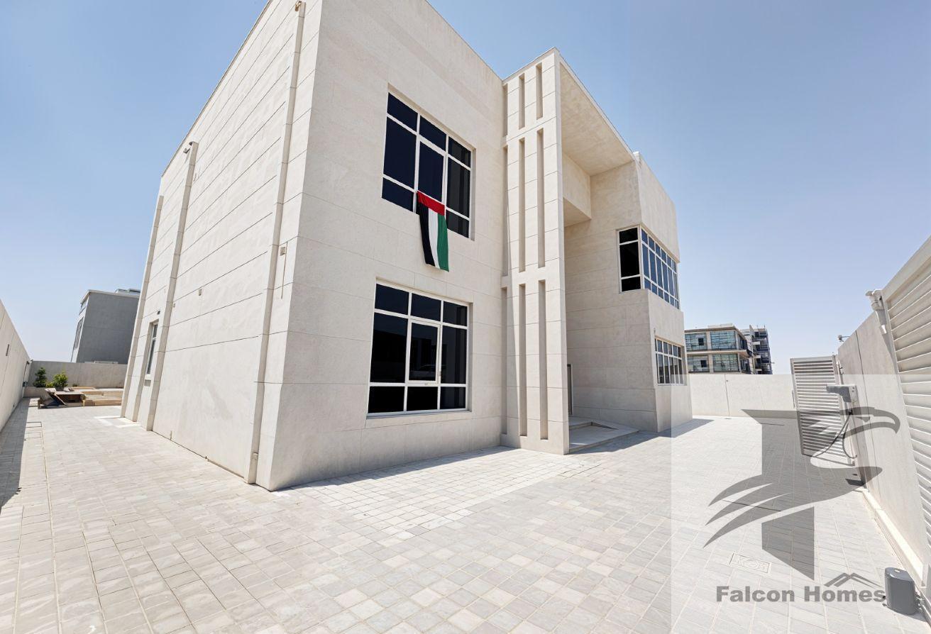 Brand New | 5BR Spacious Villa with Big Garden photo 2