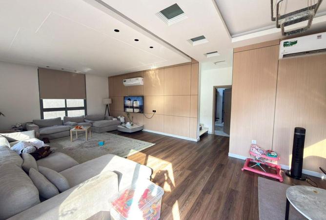 103273110 - Property Image 3