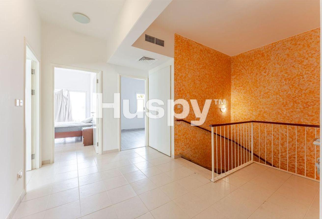 Vacant | Partially Upgraded | Near Park and Lake photo 7